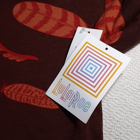 Lularoe Irma Top XS - Picture 4 of 6